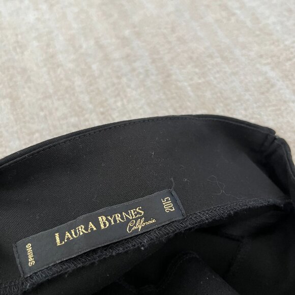 Elegant Black Lace Trim Skirt - Picture 2 of 11